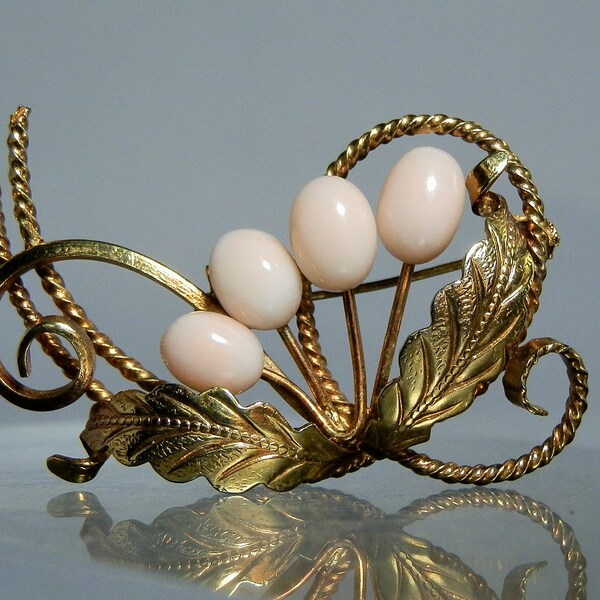 Vintage Brooch Pin Jewelry Natural Angel Skin Coral Cabochon Twisted Gold Plated Pin Brooch with 4 Coral Cabochons DanPickedMinerals