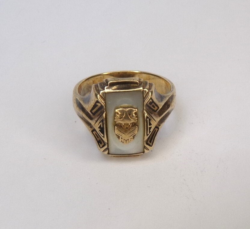 10k Gold School Class Ring, 1960, Panther Design. Size 7. Herff Jones Co - Etsy 10k Gold School Class Ring, 1960, Panther Design. Size 7. Herff Jones Co - Etsy