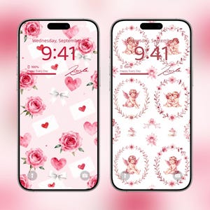 Puede incluir: Dos smartphones que muestran fondos de pantalla románticos. El de la izquierda presenta un fondo rosa con rosas, corazones, sobres y lazos. El de la derecha muestra querubines, coronas florales y un fondo blanco. Ambas pantallas muestran la hora, la fecha y el texto "Happy Every Day."