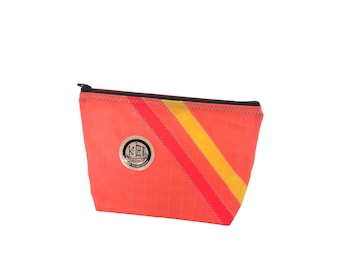 Kosmetiktasche aus recyceltem Surfsegel, kleine Schminktasche