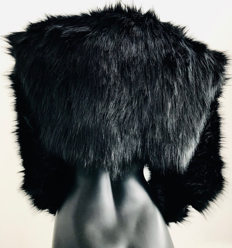 Red Lips Like Sugar Italian Faux Fur Shrug Play in Style - Etsy