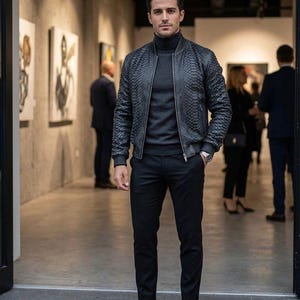 Chaqueta de hombre de pitón negro con dragón genuino: moda formal e informal de piel de serpiente