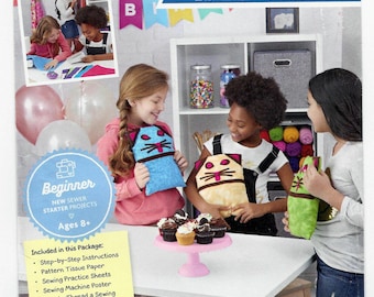 Patrón de peluche Fluffy Stuffy para principiantes (8 años en adelante) de Simplicity Sewing (8675) de The Handwork Studio - Coséalo tú mismo. PATRÓN SIN CORTAR.