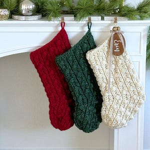 Crochet Christmas Stocking Pattern PDF - Jumbo Puff Stitch Stocking with Super Bulky Yarn, DIY Holiday Decor