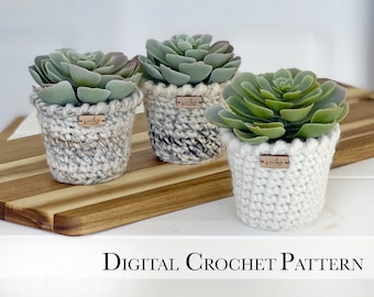 DIY Crochet Pattern | Crochet Planter Pattern | The Pirouette Planter Crochet Pattern | DIY Craft | Christmas Crochet Pattern