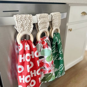 Crochet Towel Holder Hanging Kitchen Towel Holder with Rings Dish Towel Hanger Housewarming Gift image 4