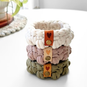 Small Crochet Basket Pattern – DIY Trinket Tray, Jewelry Holder, Coaster, or Candle Holder