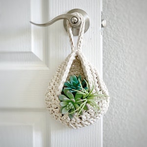 DIY Crochet Pattern Hanging Basket Pattern Succulent Planter Pattern Air Plant Holder Pattern Crochet Basket Pattern Crochet Pod image 4