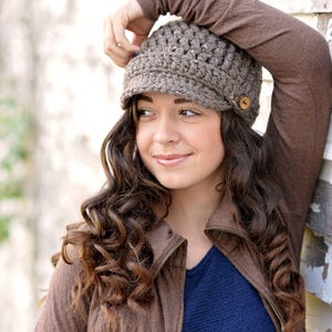 Crochet Pattern - Ribbed Newsboy Hat Pattern 014, DIY Chunky Brimmed Beanie