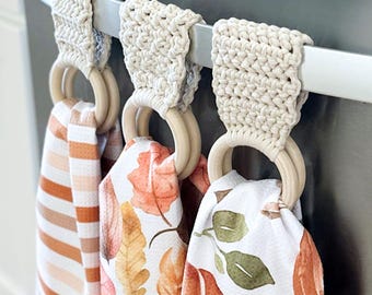 Crochet Pattern | Crochet Towel Holder Pattern | DIY Crochet Towel Topper Pattern PDF Download