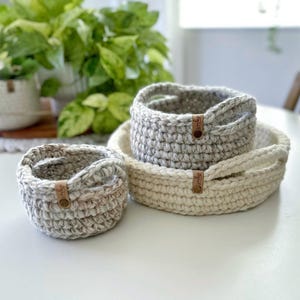 Easy Crochet Basket Pattern – Small Storage Basket with Handles & Tray, Quick Beginner Project image 7