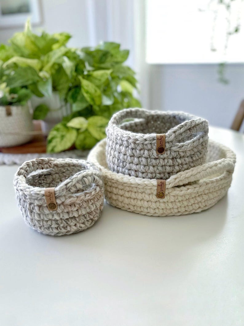 Easy Crochet Basket Pattern – Small Storage Basket with Handles & Tray, Quick Beginner Project image 7