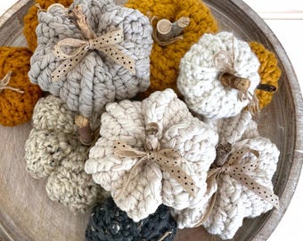 Small Crochet Pumpkin Pattern - Farmhouse Pumpkin Amigurumi PDF, Fall & Halloween Decor, DIY Thanksgiving Decorations