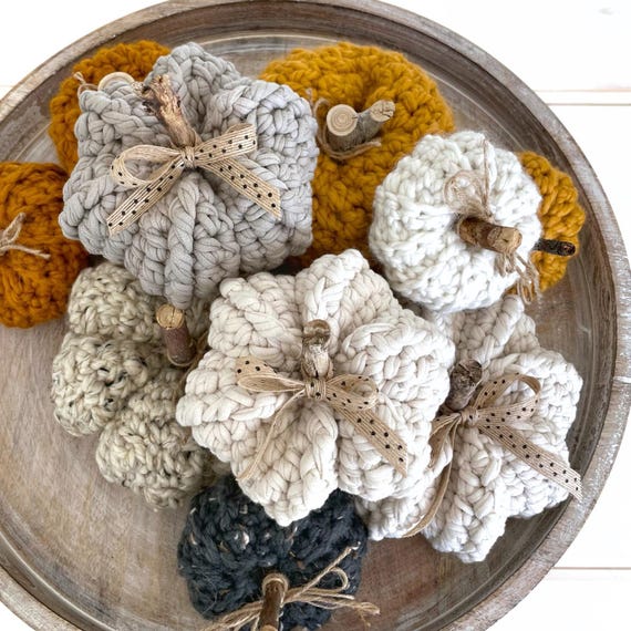 Small Crochet Pumpkin Pattern - Farmhouse Pumpkin Amigurumi PDF, Fall & Halloween Decor, DIY Thanksgiving Decorations