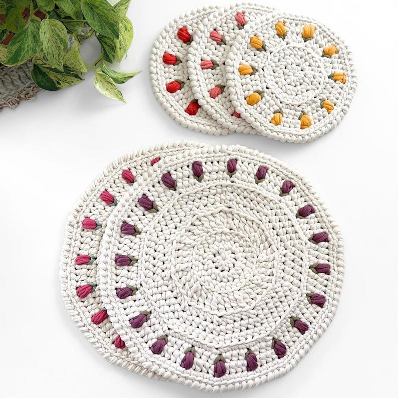 Crochet Doily Pattern - Round Placemat with Tulips, Floral Table Decor, DIY Spring Table Setting image 6