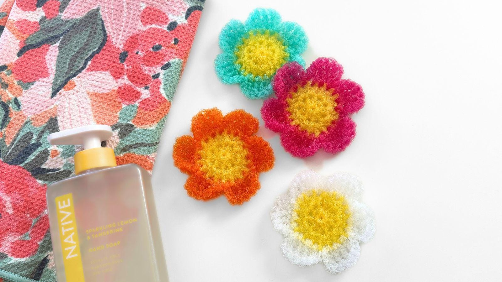 30 Dish Scrubber Crochet Patterns for a Practical, Eco-Friendly Kitchen 9 Daisy Flower Dish Scrubby Crochet Pattern