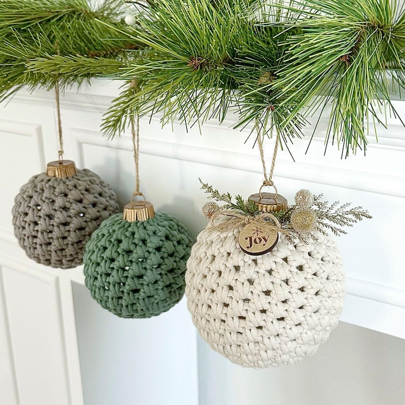 Crochet Pattern | Crochet Christmas Ball Ornament Pattern 097 | Crochet Bauble Pattern | DIY Christmas Tree Decorations image 1
