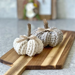 Crochet Pumpkin Pattern DIY Crochet Pattern Farmhouse Pumpkins Farmhouse Decor Fall Decor DIY Crafts Do it Yourself Crochet image 2