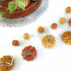 Crochet Pumpkin Garland Pattern - Fall Garland, Halloween Mantel Decor, Thanksgiving Decorations, Autumn Home Decor PDF image 5