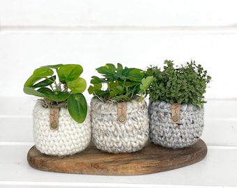 Crochet Plant Cozy Pattern | Small Crochet Planter Pattern | DIY Plant Pot Cover | DIY Crochet Basket Pattern | Crochet Plant Pot Cover