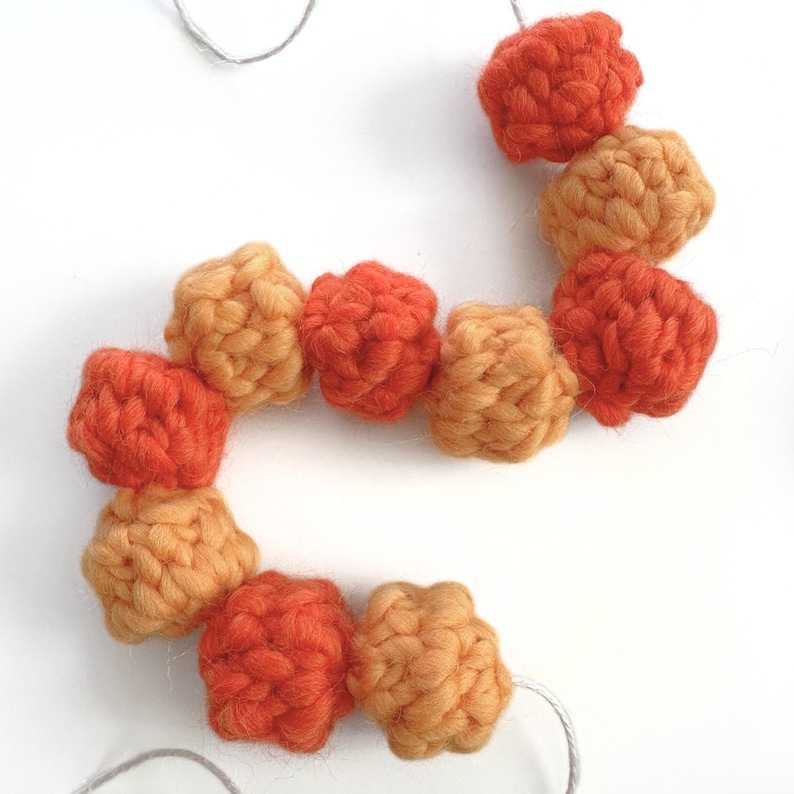 Crochet Pumpkin Garland Pattern - Fall Garland, Halloween Mantel Decor, Thanksgiving Decorations, Autumn Home Decor PDF image 7
