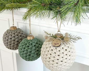 Crochet Pattern | Crochet Christmas Ball Ornament Pattern 097 | Crochet Bauble Pattern | DIY Christmas Tree Decorations