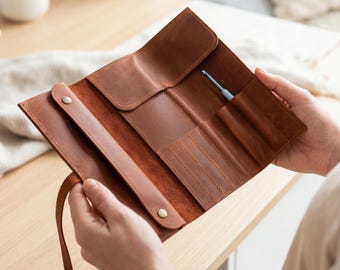 100% Genuine leather knitting needle case with pockets, Leather crochet hook case, Crochet hook holder, Knitting gifts for knitters