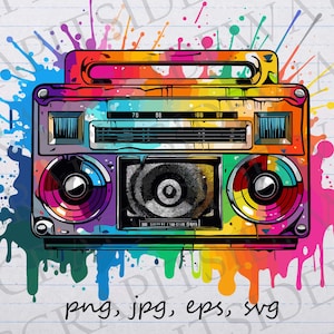 Może przedstawiać: Kolorowy retro boombox z efektem rozprysku farby w tęczy. Boombox ma odtwarzacz kaset, tuner radiowy i głośniki. Tekst "png, jpg, eps, svg" jest napisany pod boomboxem.
