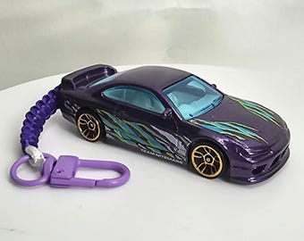 Hot Wheels 55th Anniversary - Golden Black Red - 1/6 - '96 Nissan