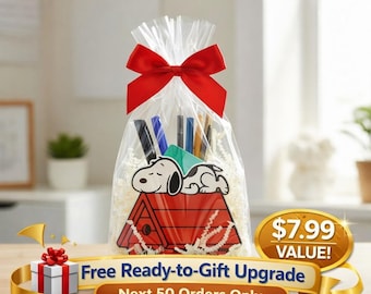 Personalized Snoopy Dog House Desk Organizer, Custom Pencil Holder, Teacher Gift