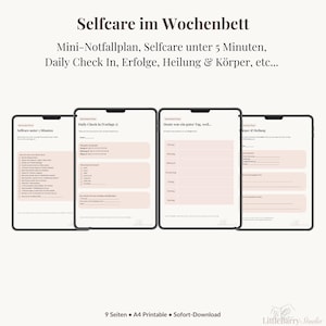 Puede incluir: Cuatro tabletas digitales que muestran plantillas imprimibles de autocuidado. Las pantallas muestran listas de verificación y formularios de registro diario con encabezados en alemán. El texto incluye "Selfcare im Wochenbett" y "Daily Check In".