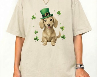 St. Patricks Day Dachshund Tee, Lucky Doxie Shamrock Dog Shirt, Wiener Dog T-Shirt
