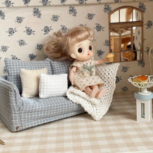 Handmade 1:12 Checkered Mini Sofa with Crochet Blanket | Dollhouse Furniture