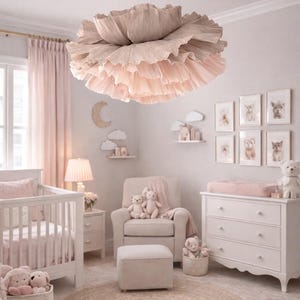 Lampe à suspension fleur rose pâle 80 cm | Plafonnier fleur géante | Lampe pour chambre de bébé | Décoration de chambre féminine | Luminaire floral rose