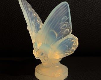 Vintage Sabino Art Glass Butterfly: Italian Opalescent Figurine, 2