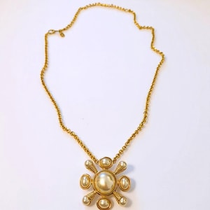 Vintage KJL Faux Pearl Necklace Brooch: 1980s Gold Tone Convertible Jewelry