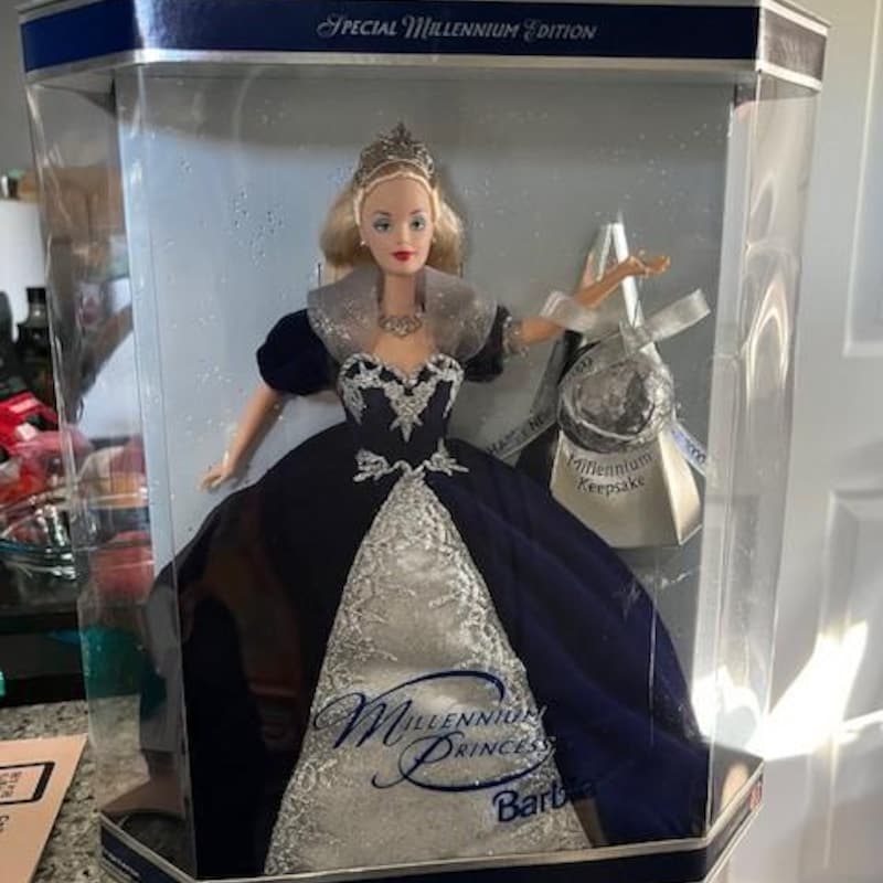 Millennium Barbie 2000 - Etsy