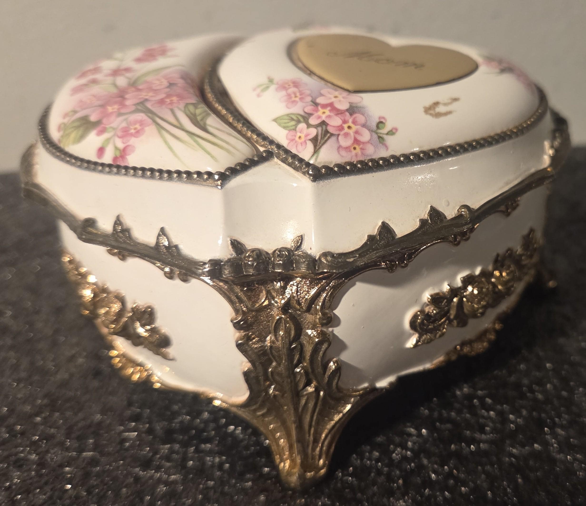 Vintage Porcelain Keepsake Box - Etsy