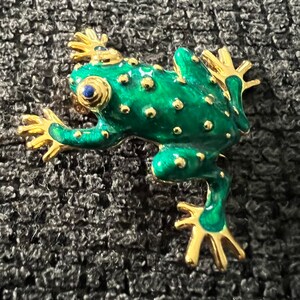 Enamel Frog Brooch Pin Vintage