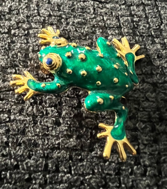 Enamel Frog Brooch Pin Vintage