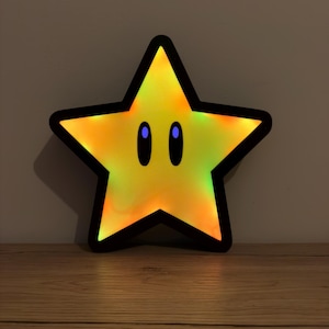 Super Mario Stern Leuchtschild | LED Gaming Wanddeko | Kinderzimmer Nachtlicht | Retro Gamer Geschenk | Nerd Room Dekoration Leuchtkasten