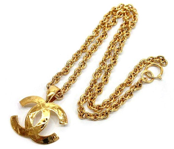 Chanel Vintage 18k Gold Plated Quilted 