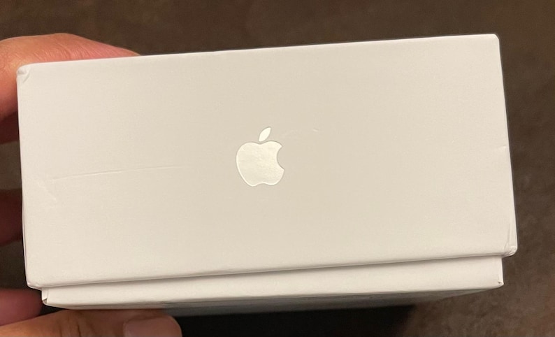 Apple Pro 2 Wireless Earphones with Noise Cancellation and Charging Case Unboxing image 4