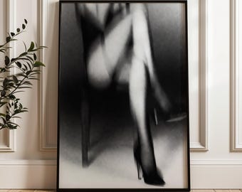 Czarno-białe nogi, minimalistyczny plakat modowy, zmysłowa fotografia, nastrojowy wystrój