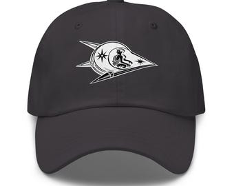 The Star Traveler Cap – White Logo