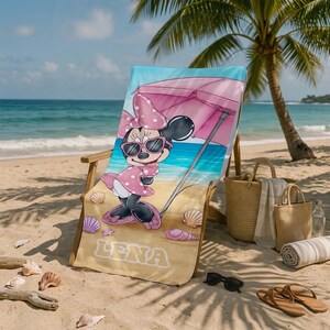 Personliga Mimmi Pigg strandhanddukar, Mimmi badhandduk för poolen, Mus-handduk med sommarvibbar, Musse Pigg flickvän familjesemesterhandduk, Magic Kingdom bild 4