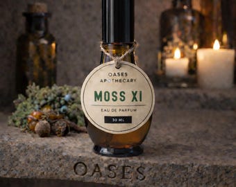 MOSS XI Eau de Parfum | Earthy Spa-Inspired Perfume | Oakmoss, Juniper & Cedarwood | Unisex Botanical Fragrance