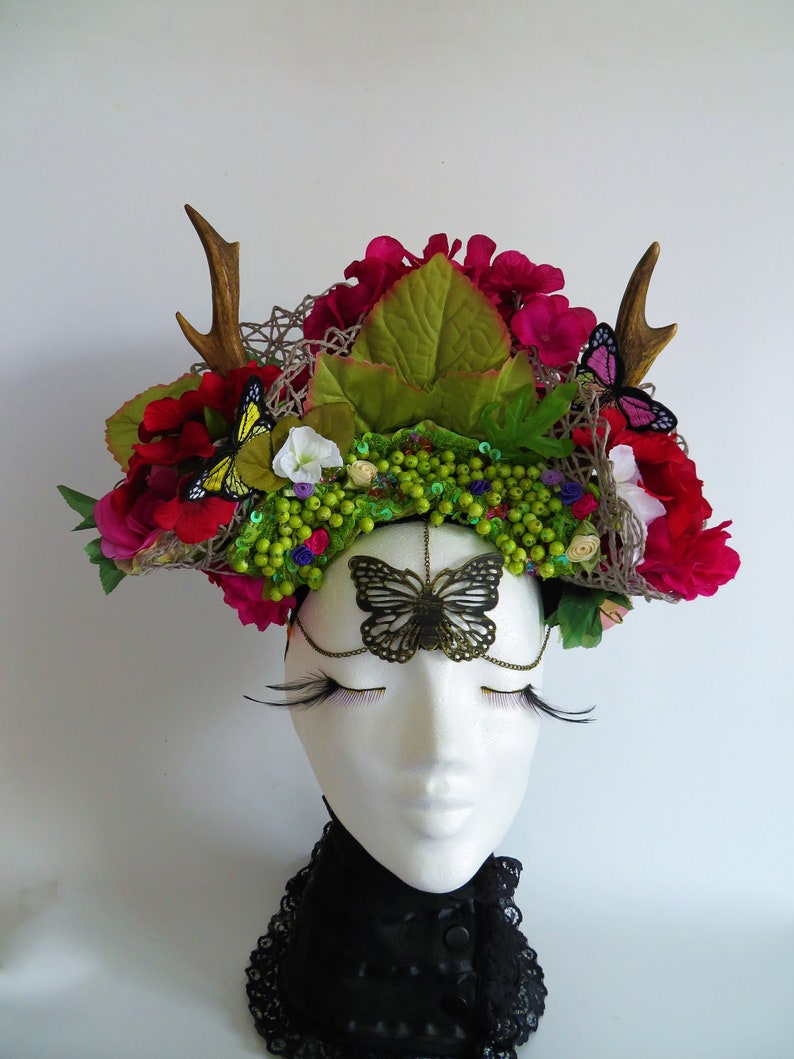 headdress with flowers