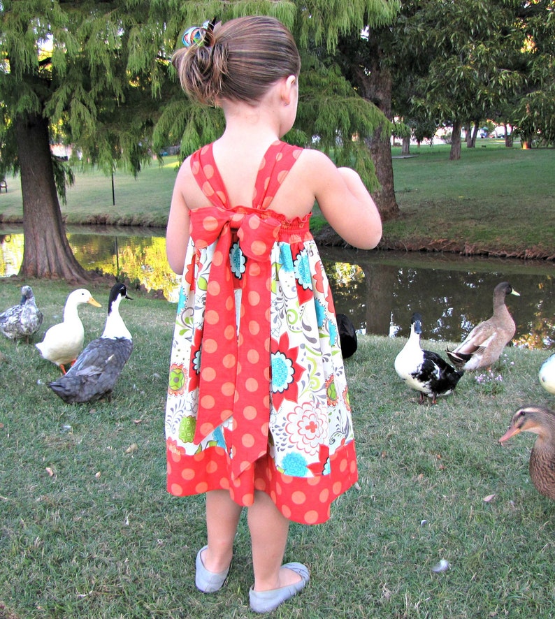 Ella Dress For Girls 12M-8Y PDF Pattern & Instructions jupe complète, dos élastique, couture facile, ourlet contrastant, gros noeud, corsage en cœur image 3