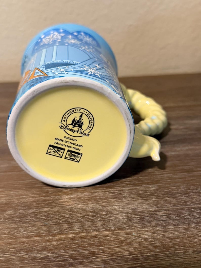 Kubek Disney Kraina Lodu Elsa z kryształkami zdjęcie 7